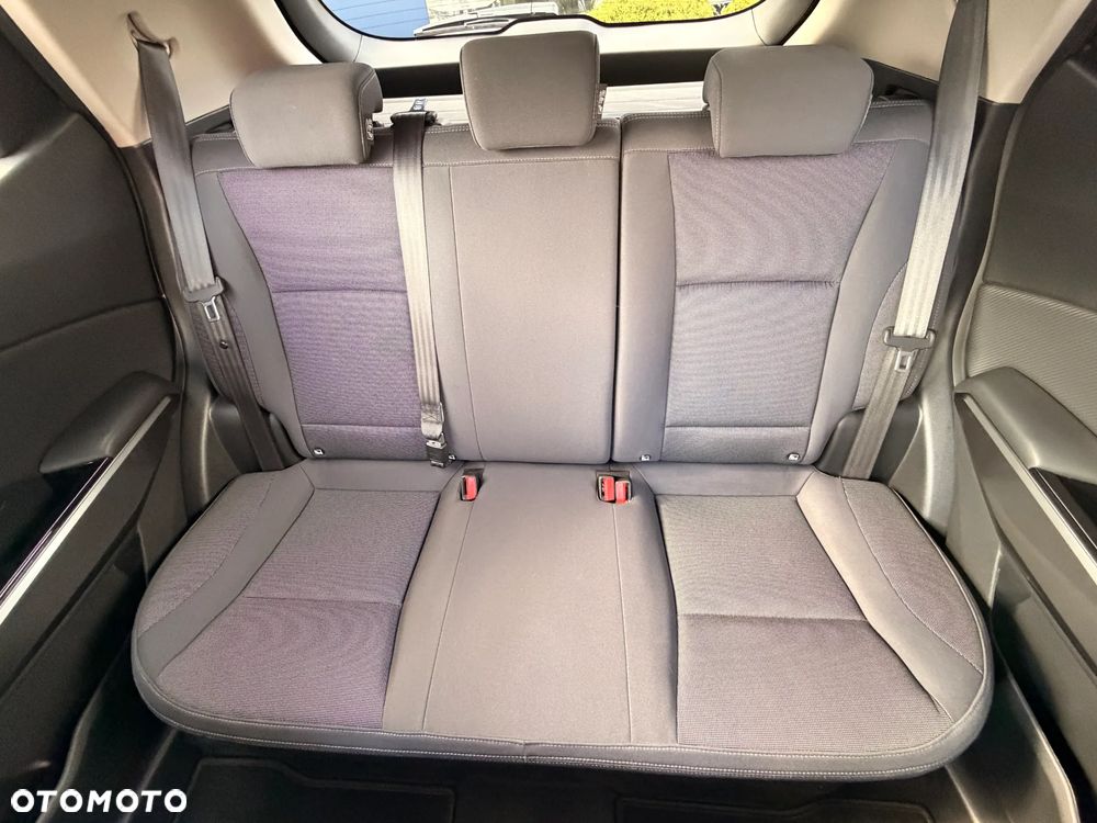 SsangYong/KGM Tivoli - 12