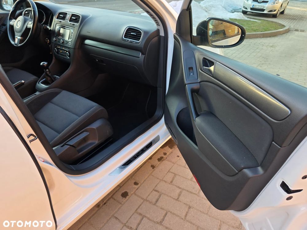 Volkswagen Golf 1.2 TSI BlueMotion Technology Style - 29