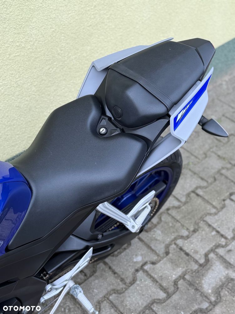 Yamaha YZF - 32
