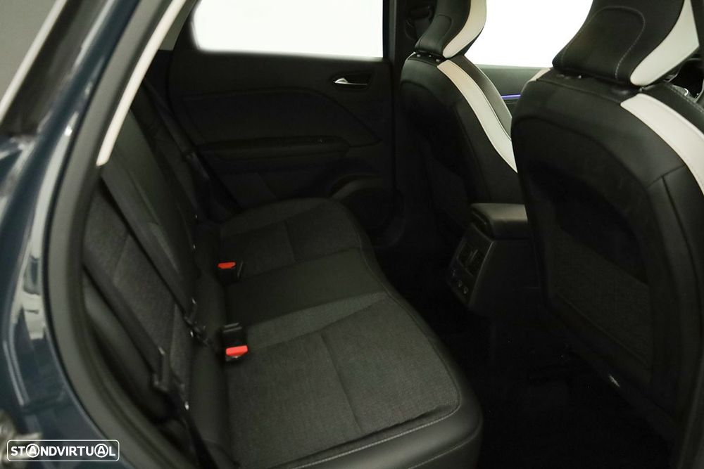 Renault Captur 1.0 TCe Techno Bi-Fuel - 24