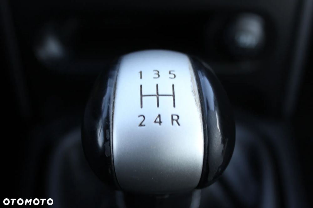 Nissan Qashqai 1.6 visia - 26