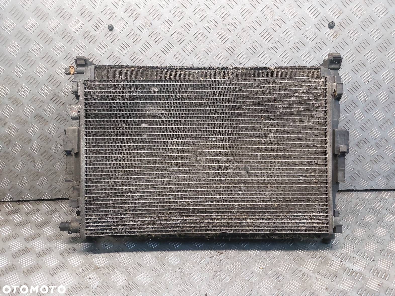 CHŁODNICA WODY + WENTYLATOR RENAULT MEGANE II 8200115542 8200115543 - 1