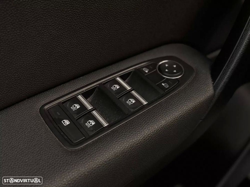 Renault Captur 1.6 E-Tech Plug-In Intens - 15
