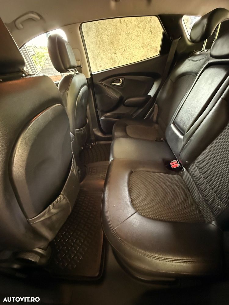 HYUNDAI ix35 2012 — imagine 13