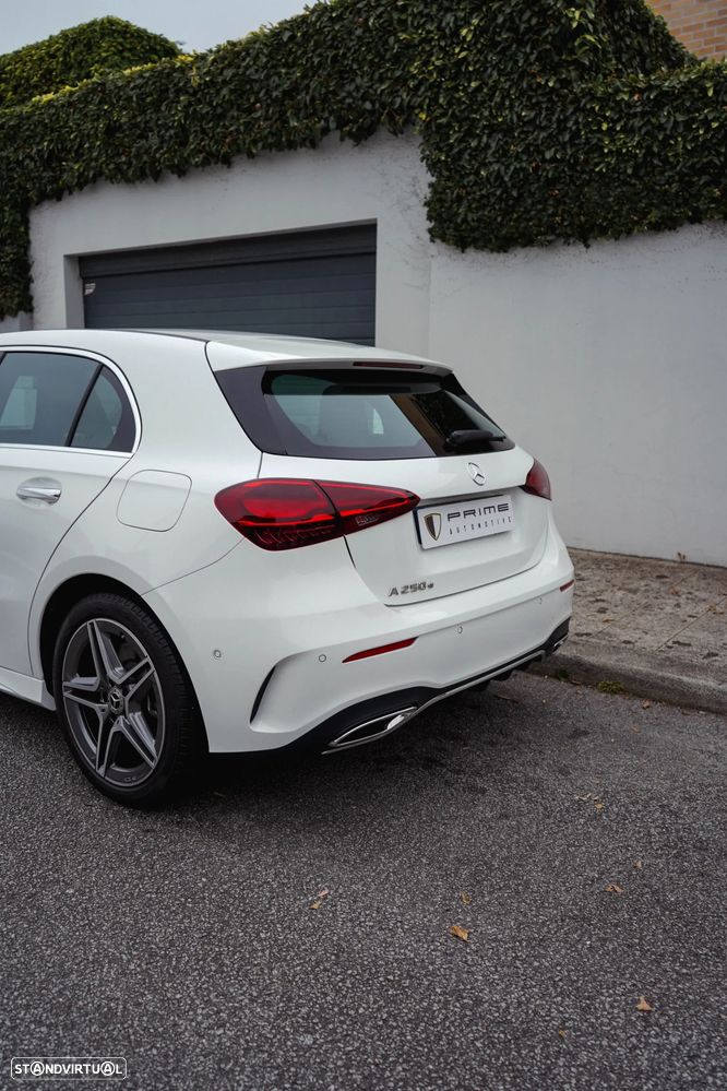 Mercedes-Benz A 250 e AMG Line - 16