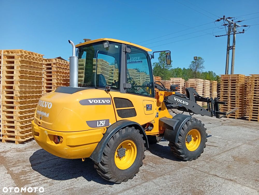 Volvo L25F - 2