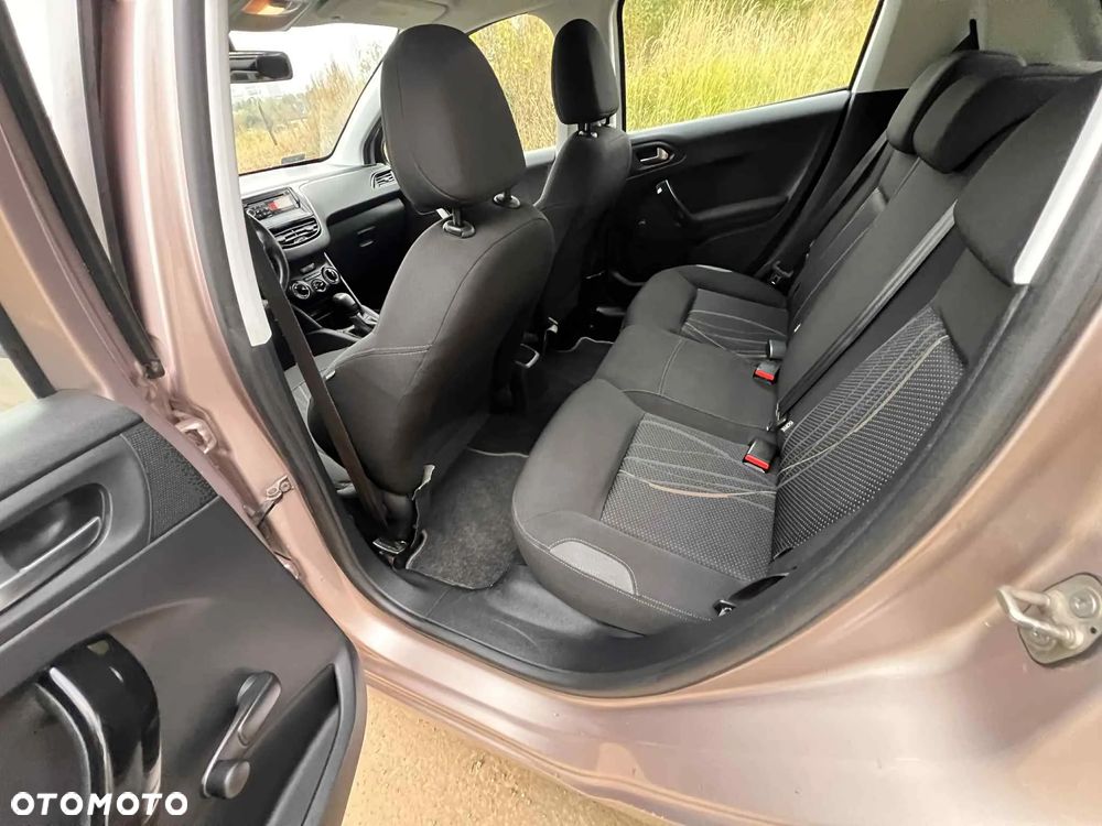 Peugeot 208 1.4 VTi Active - 5
