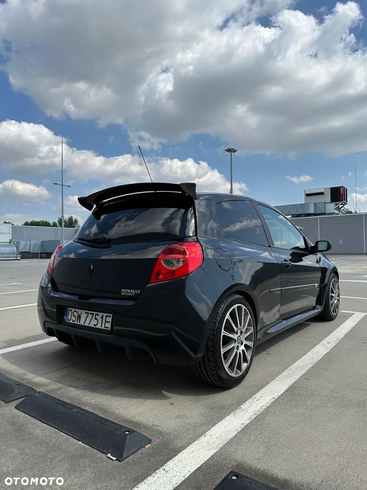 Renault Clio - 7