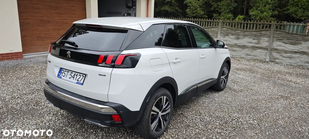 Peugeot 3008 1.2 PureTech Allure S&S EAT6 - 8