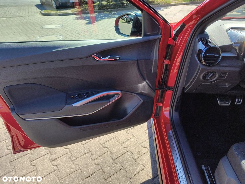 Skoda Fabia - 11