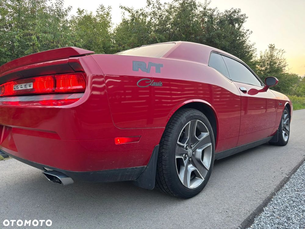Dodge Challenger 5.7 R/T - 8