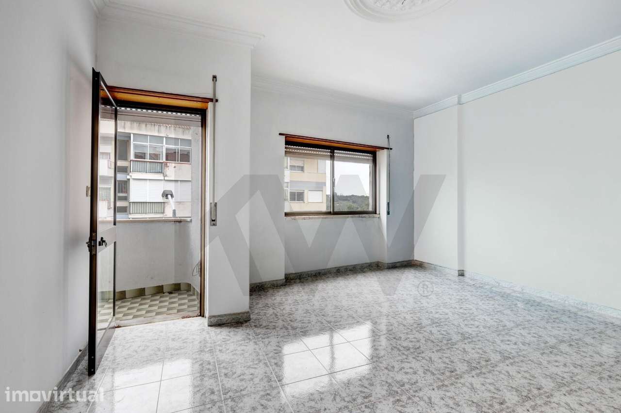 Apartamento T3 com 3 Varandas – Perto do Palácio Nacional de Queluz - Grande imagem: 3/29