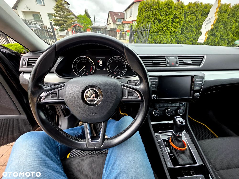 Skoda Superb 2.0 TDI 4x4 DSG Style - 13