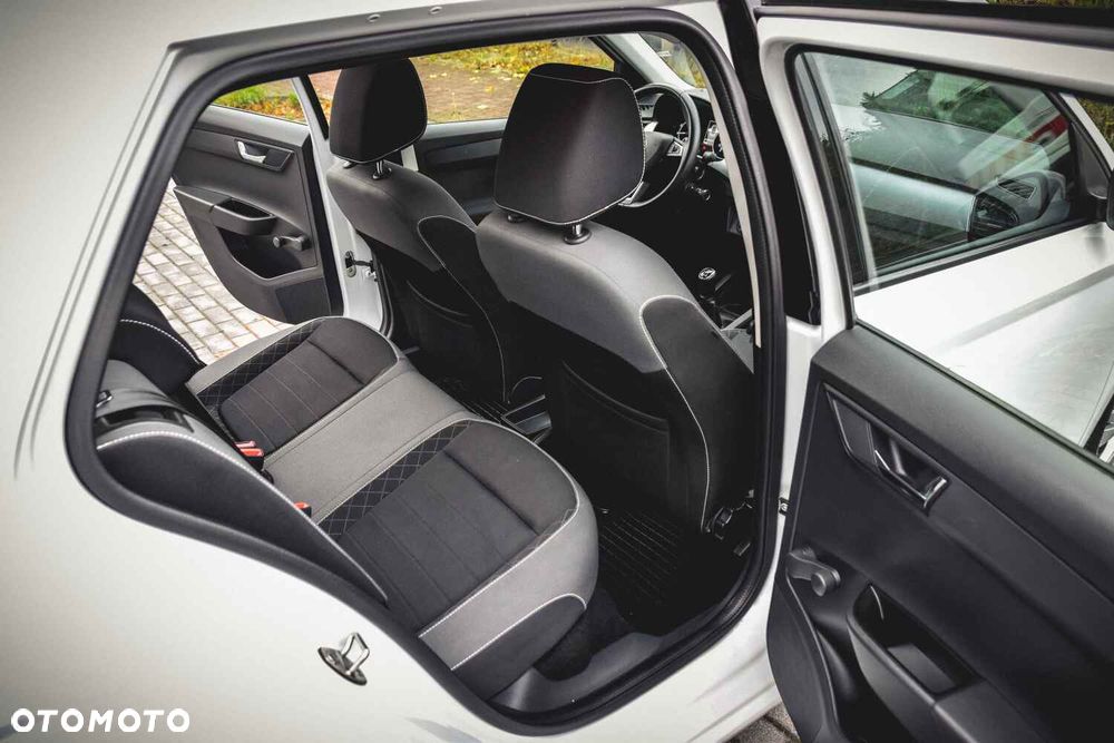 Skoda Fabia 1.0 Ambition - 18