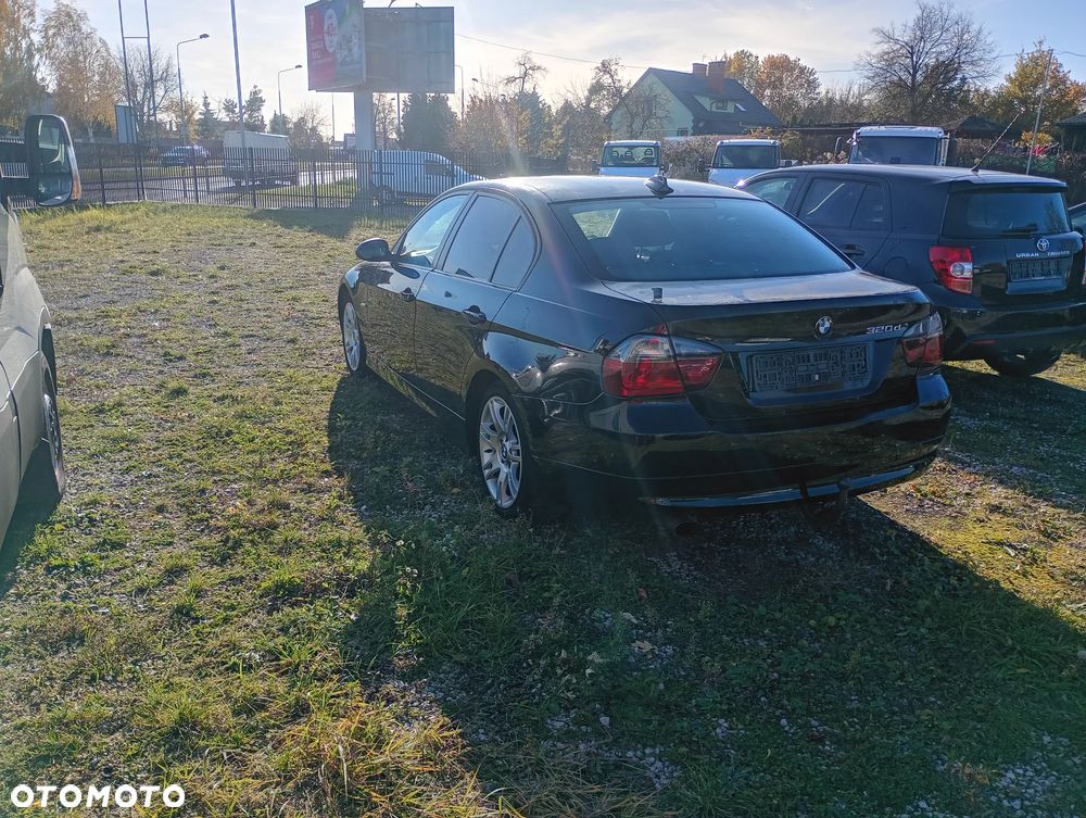 BMW Seria 3 320d - 8