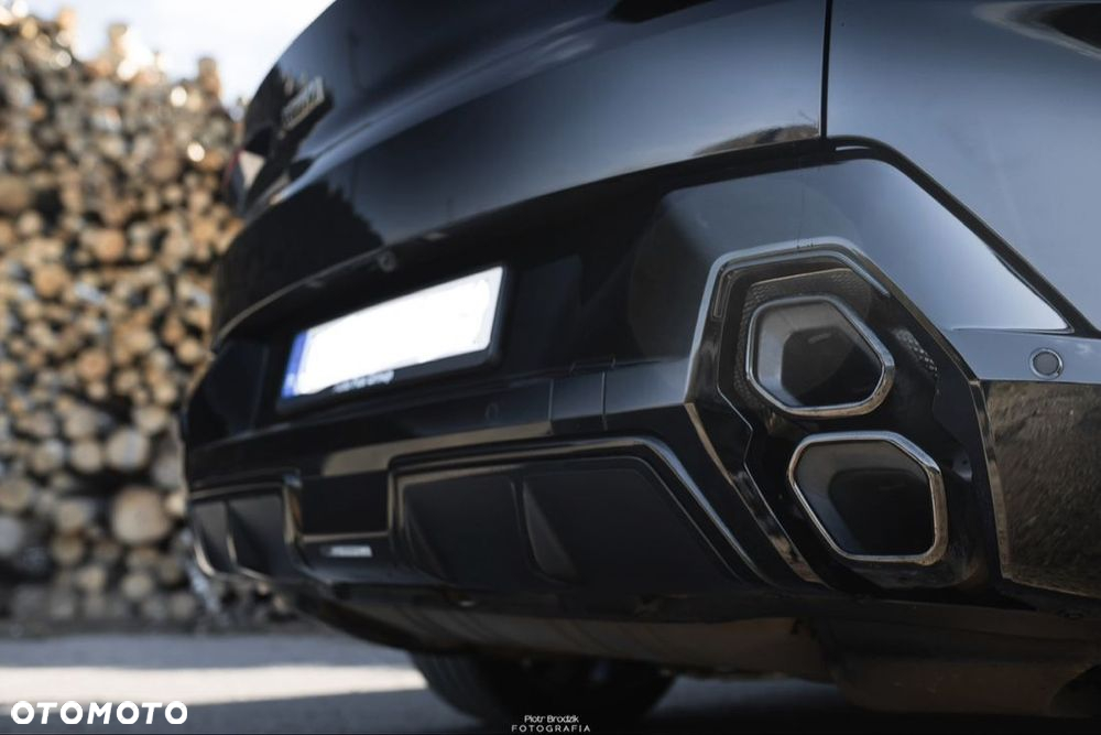 BMW XM - 12