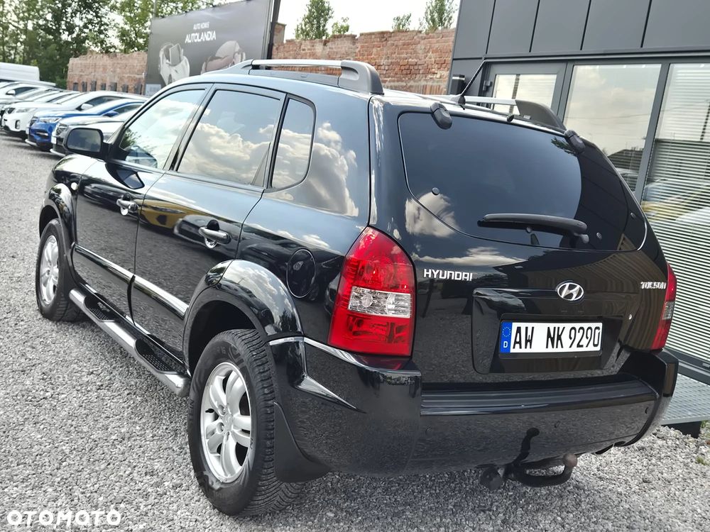 Hyundai Tucson 2.0 2WD GLS Style - 10