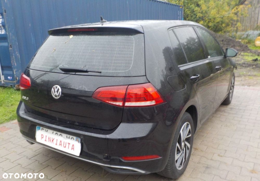 Volkswagen Golf - 16
