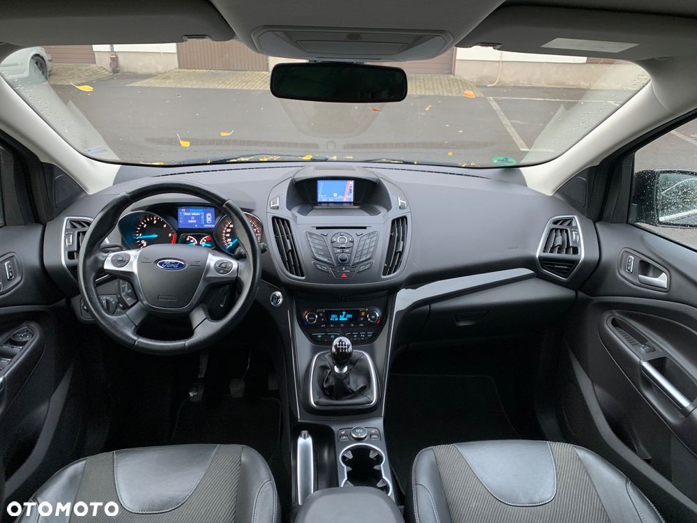 Ford Kuga 2.0 TDCi 4x4 Titanium - 6