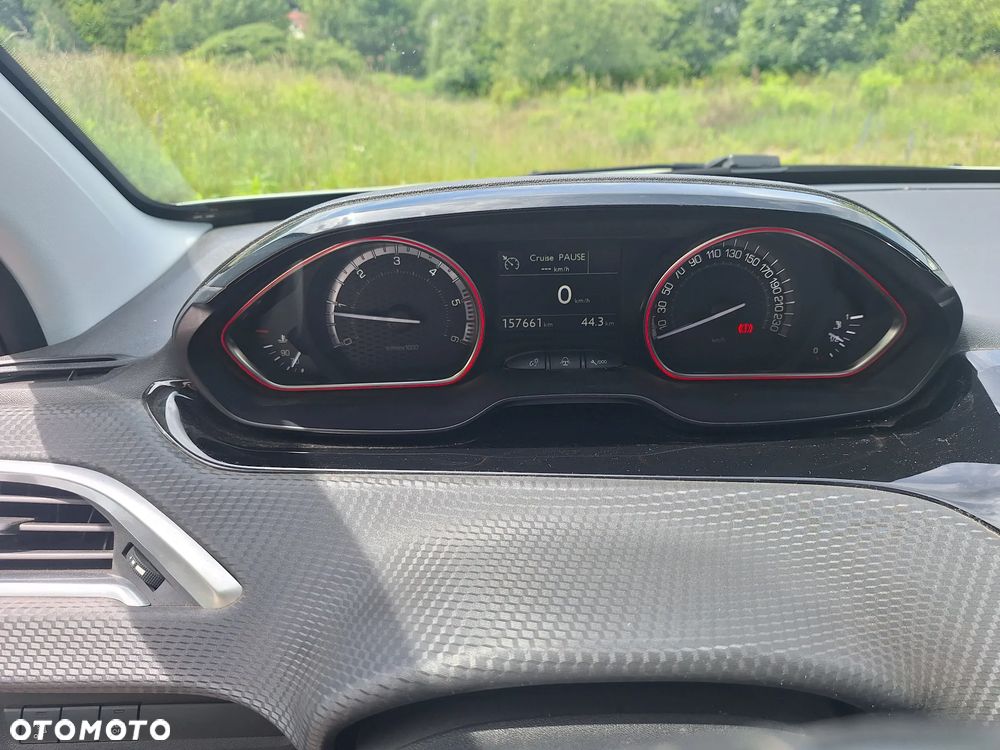 Peugeot 2008 BlueHDi FAP 120 STOP & START GT-Line Edition - 9