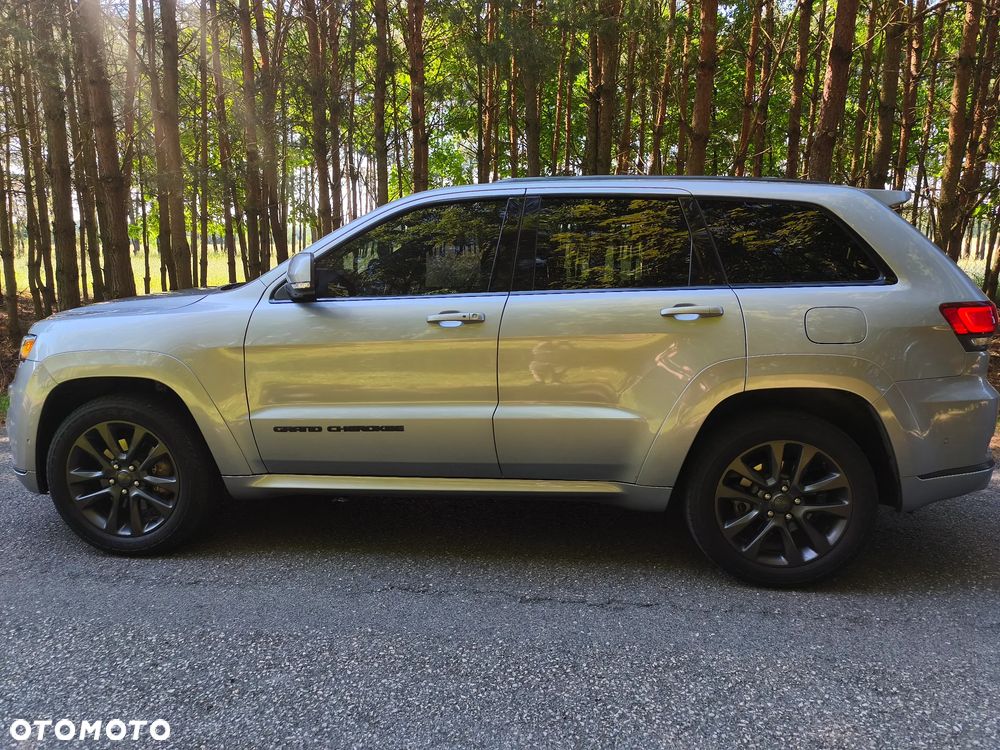 Jeep Grand Cherokee 5.7 V8 Overland Summit - 26