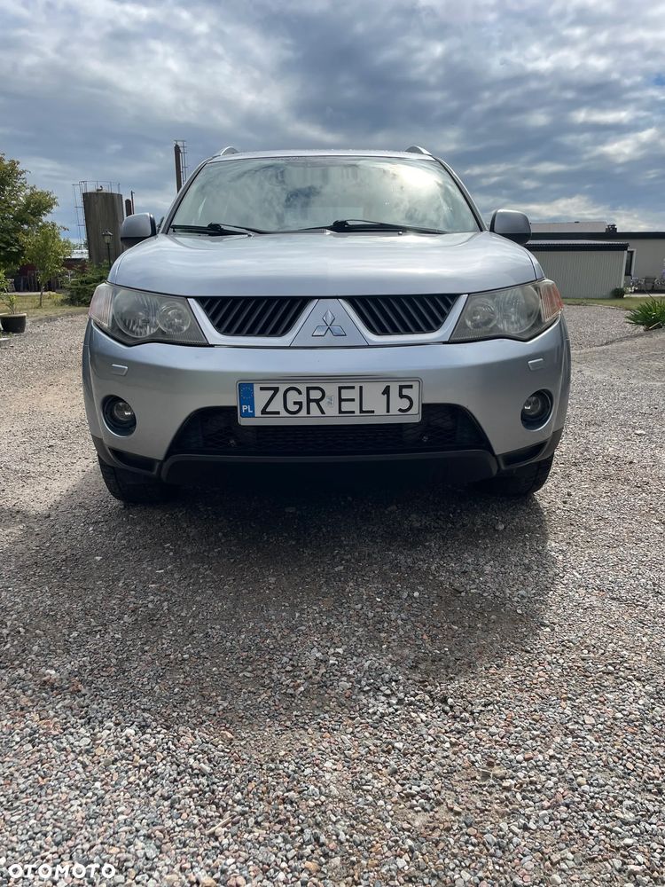 Mitsubishi Outlander 2.0 DI-D 4WD Instyle - 2