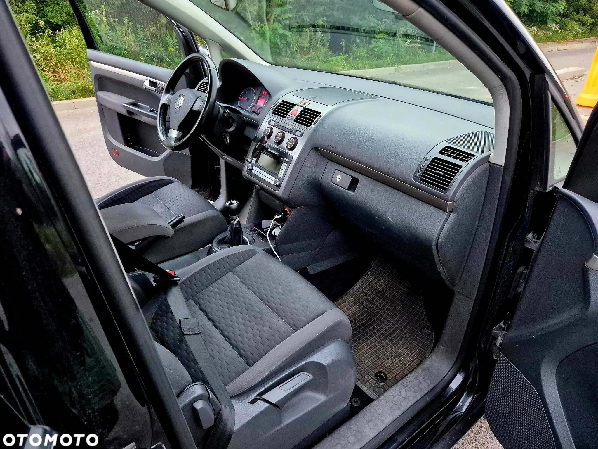 Volkswagen Touran 2.0 TDI Trendline - 16