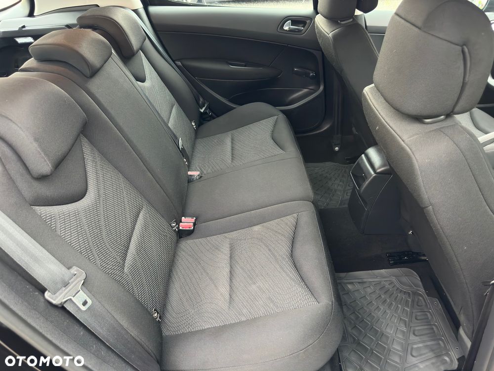 Peugeot 308 - 16