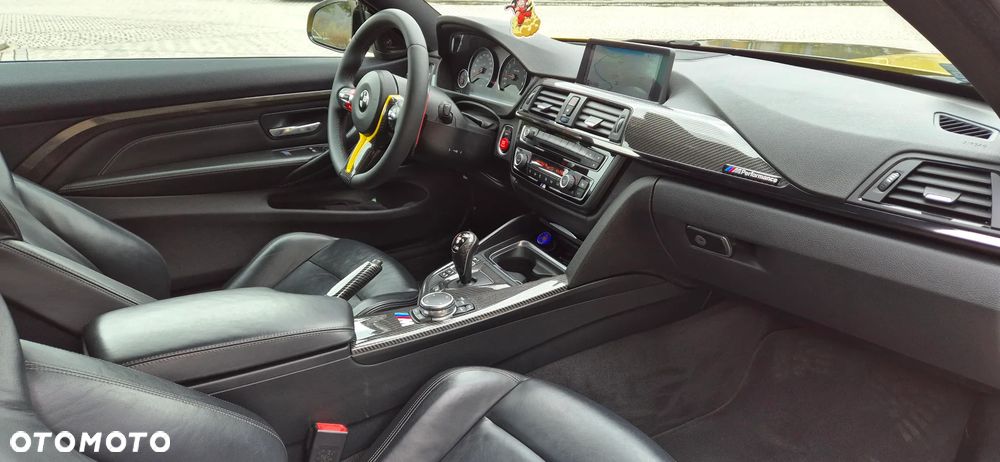 BMW M4 DKG - 15