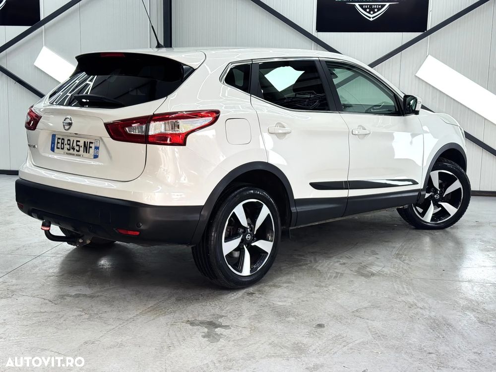 Nissan Qashqai 1.6 DCI Xtronic N-Connecta - 14