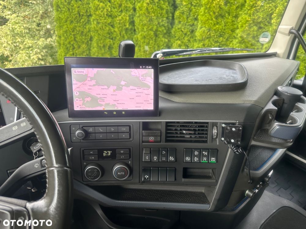 Volvo / FH460 / 6X2 / HAKOWIEC / MEILLER -KIPPER / Oś-SKRĘTNA-PODNOSZONA / - 32
