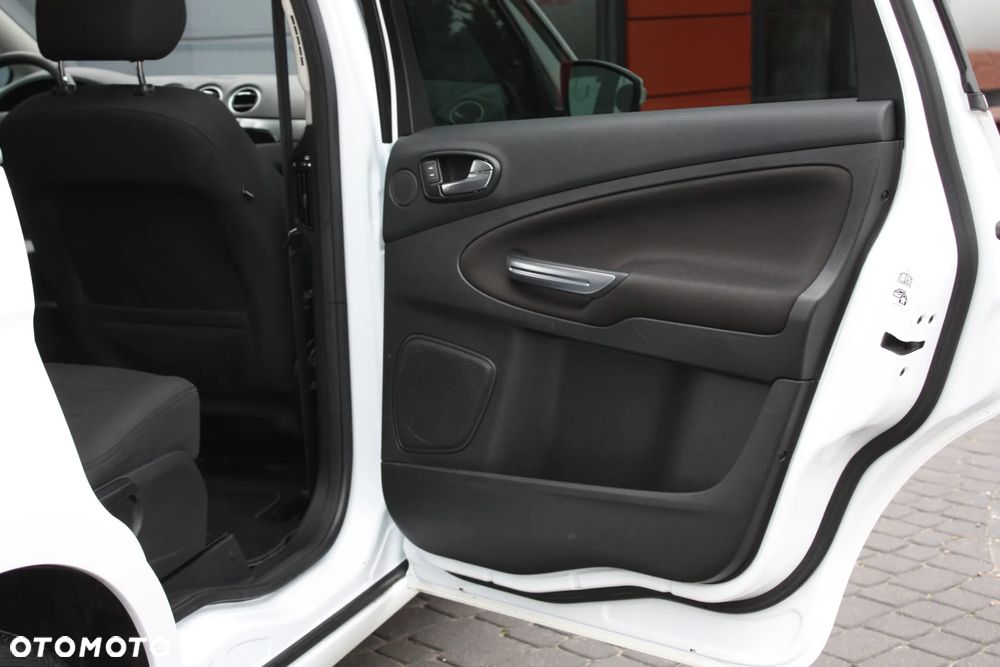 Ford S-Max 1.6 EcoBoost Titanium - 30