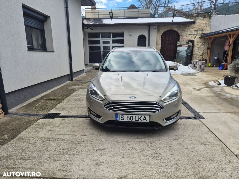 Ford Focus 2.0 TDCI Powershift Titanium - 1