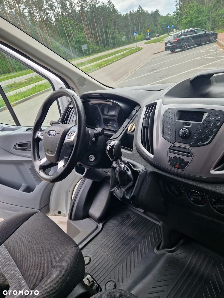 Ford Transit - 11