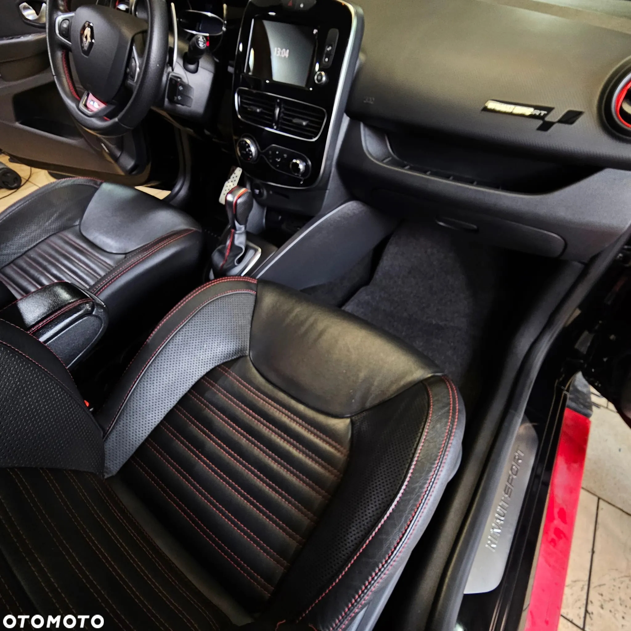 Renault Clio 1.6 R.S.Trophy 220 EDC - 16