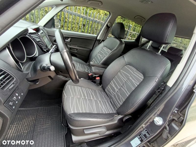 Kia Venga 1.4 CRDi 90 ISG Spirit - 5