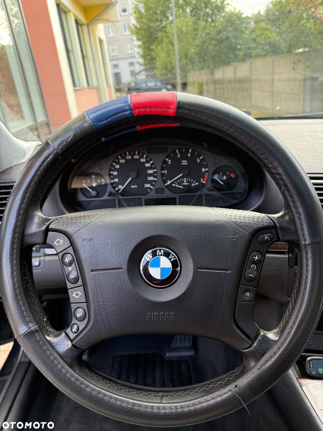 BMW Seria 3 316i - 12