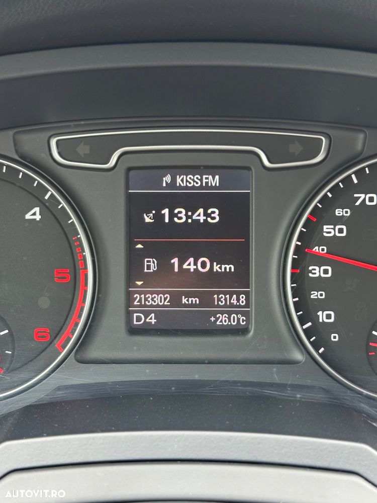 Audi Q3 2.0 TDI Quattro S tronic - 23
