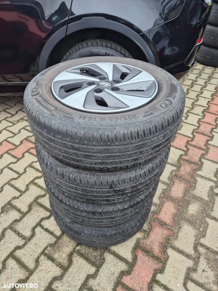 Hyundai IONIQ Hybrid 1.6 GDI Premium - 24