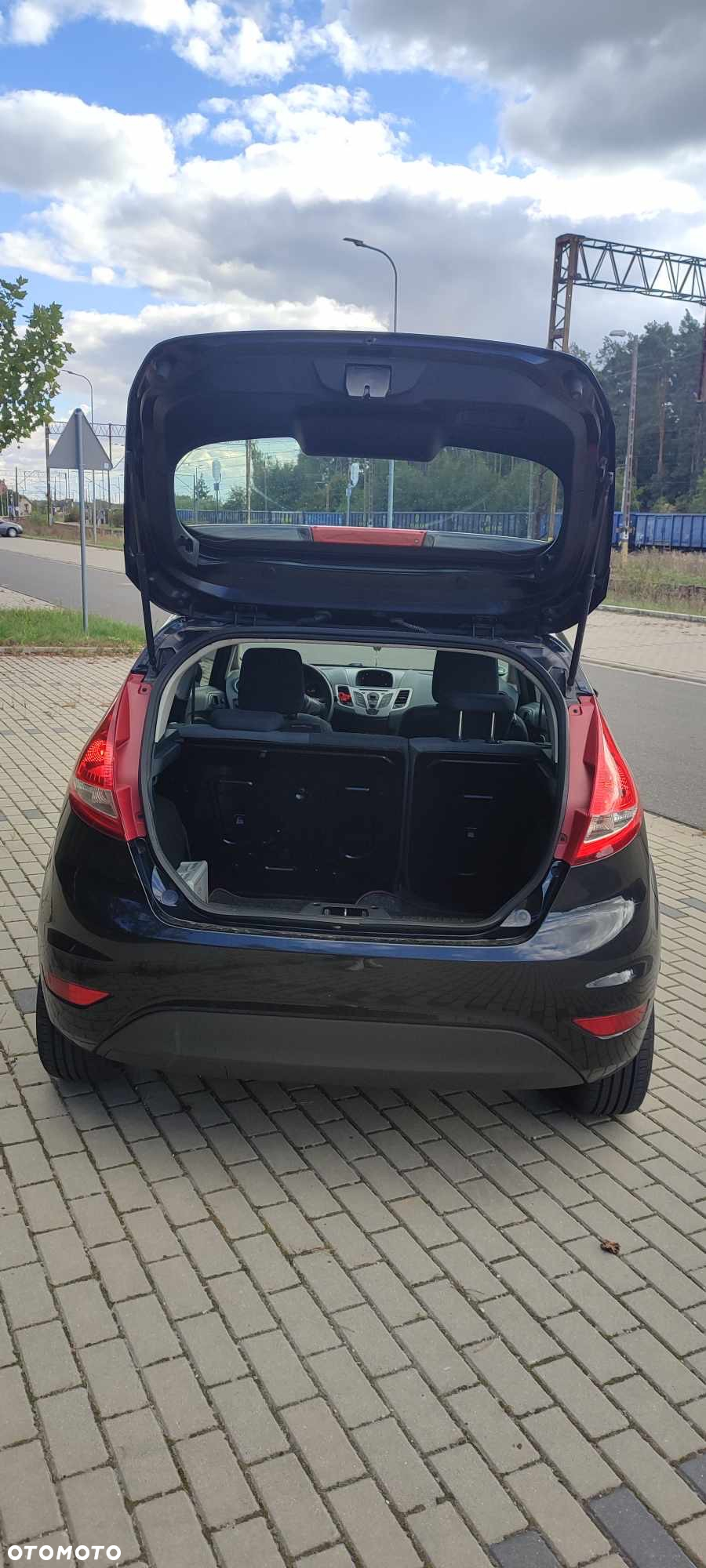 Ford Fiesta 1.25 Ghia - 9