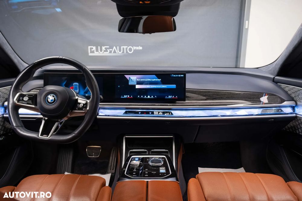 BMW i7 - 36