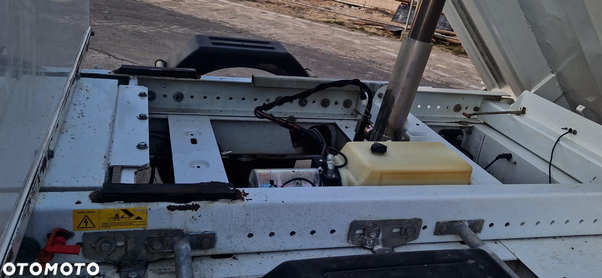 Renault MASTER KIPER BRYGADÓWKA 7 OSÓB KLIMA SKRZYN KJA DYSTRYBUTOR PALIWA NOWE OPONY - 12