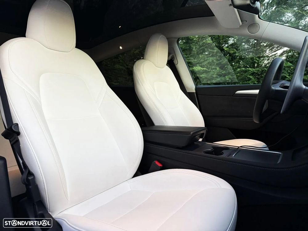 Tesla Model Y Performance Tração Integral - 14