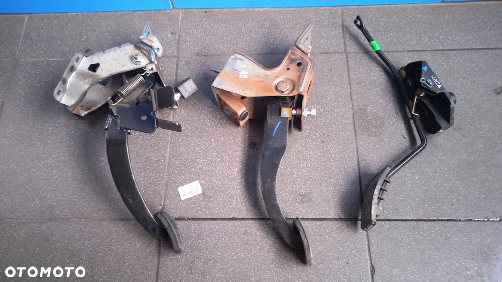 Pedał gazu 32800-0X020 hamulec sprzęgło Hyundai i10 Lift 1.1 B - 1