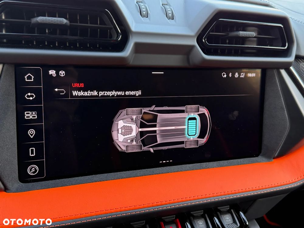 Lamborghini Urus - 28