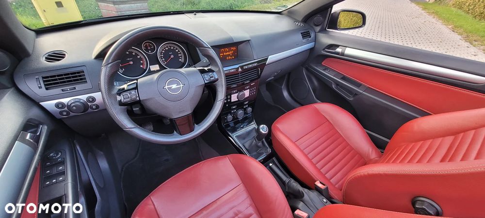 Opel Astra TwinTop 1.8 Cosmo - 27