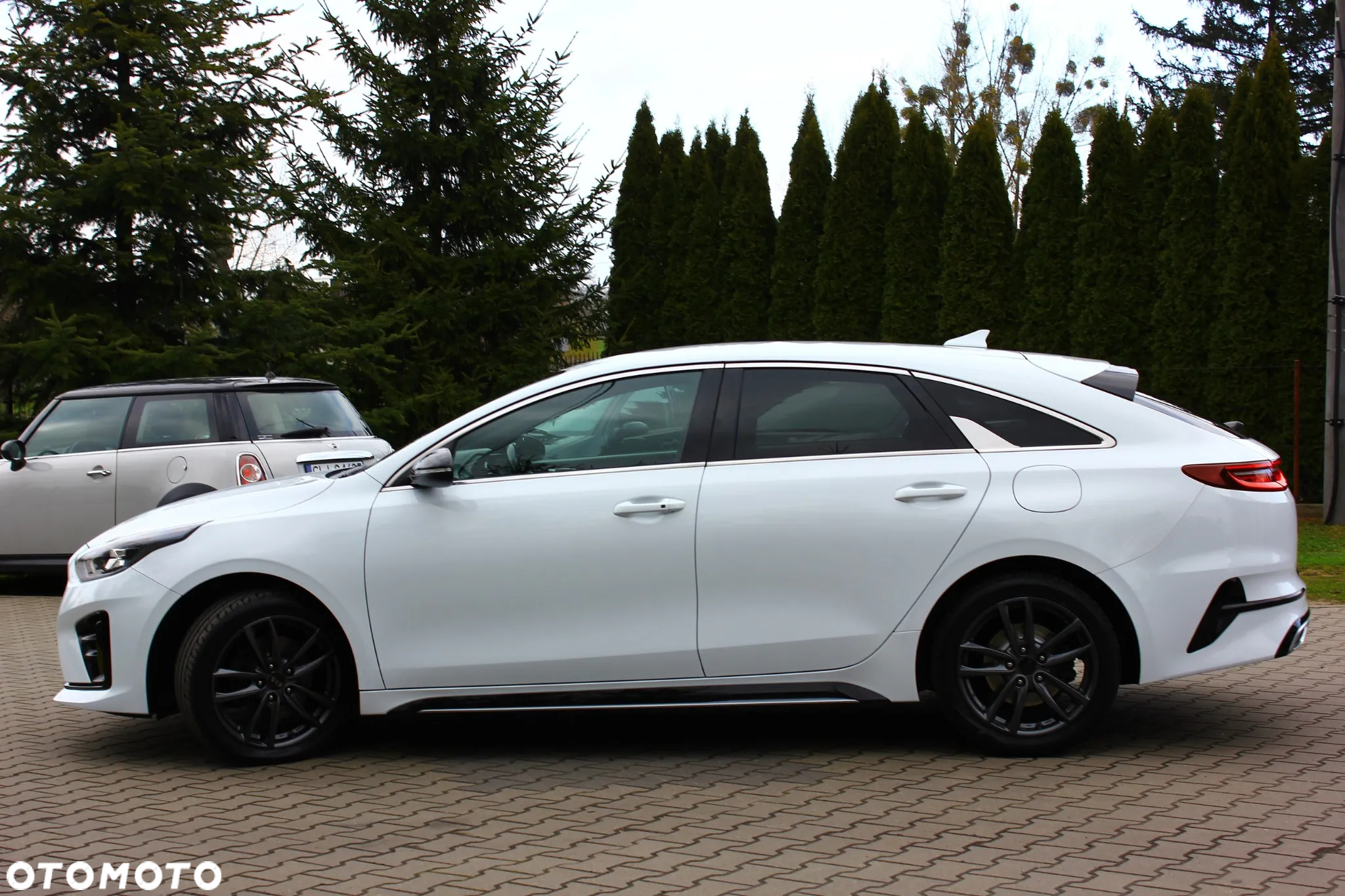 Kia ProCeed 1.4 T-GDI GT Line - 6