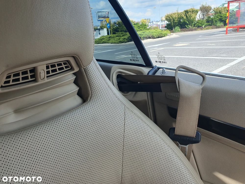 Mercedes-Benz Klasa E - 14