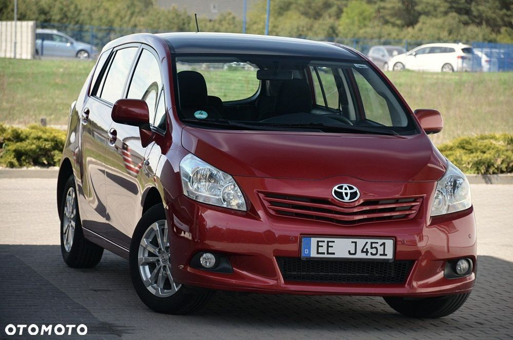 Toyota Verso - 1