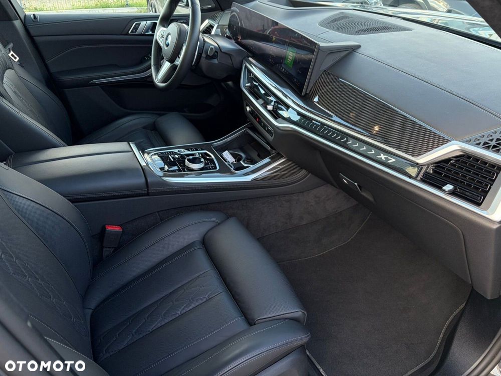 BMW X7 - 13